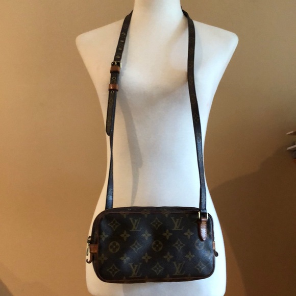 Louis Vuitton Marley Bandouliere Pouchette Crossbody Bag! - Picture 2 of 16
